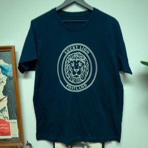 Lucky Lion cannabis dispensary. Large/Medium